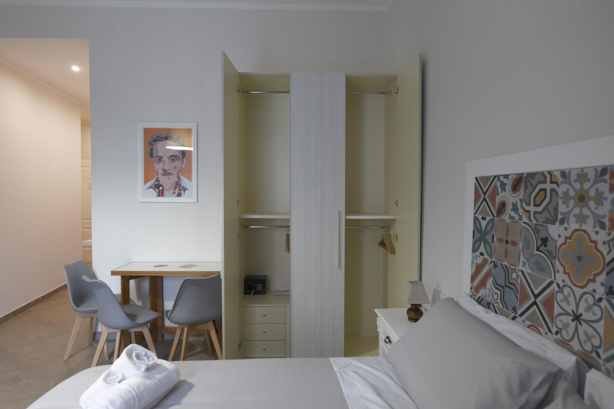 Tinellari Rooms Neapel Exterior foto